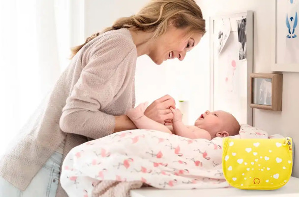 Những đồ cần thiết cho trẻ sơ sinh và mẹ cần chuẩn bị trước khi lâm bồn