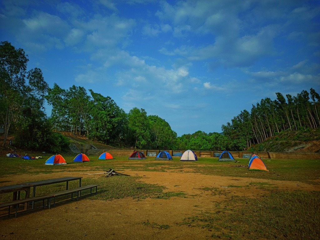 Hướng Dẫn Chọn Địa Điểm Cắm Trại Phù Hợp Nhất