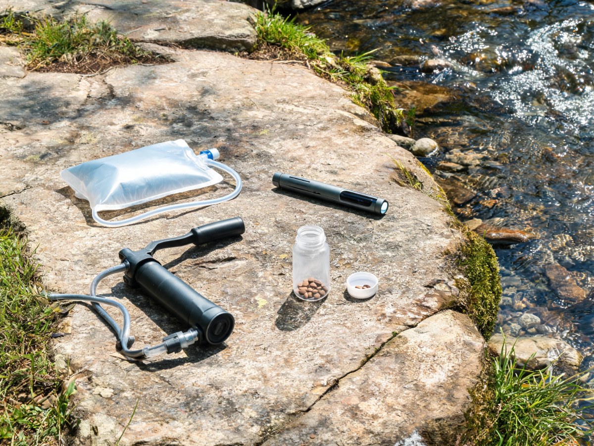 So sánh công nghệ lọc nước camping - squeeze filter UV SteriPen pump filter