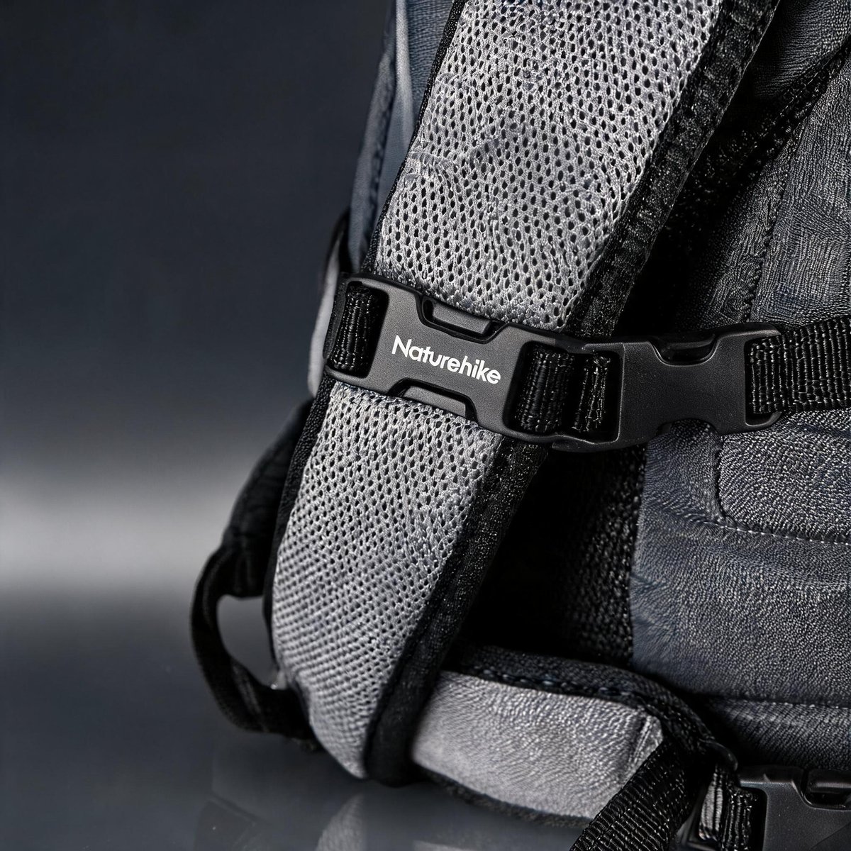 Yuzi Flexible YZ12 Balo leo núi trekking dung tích 12 lít Việt Nam thực tế
