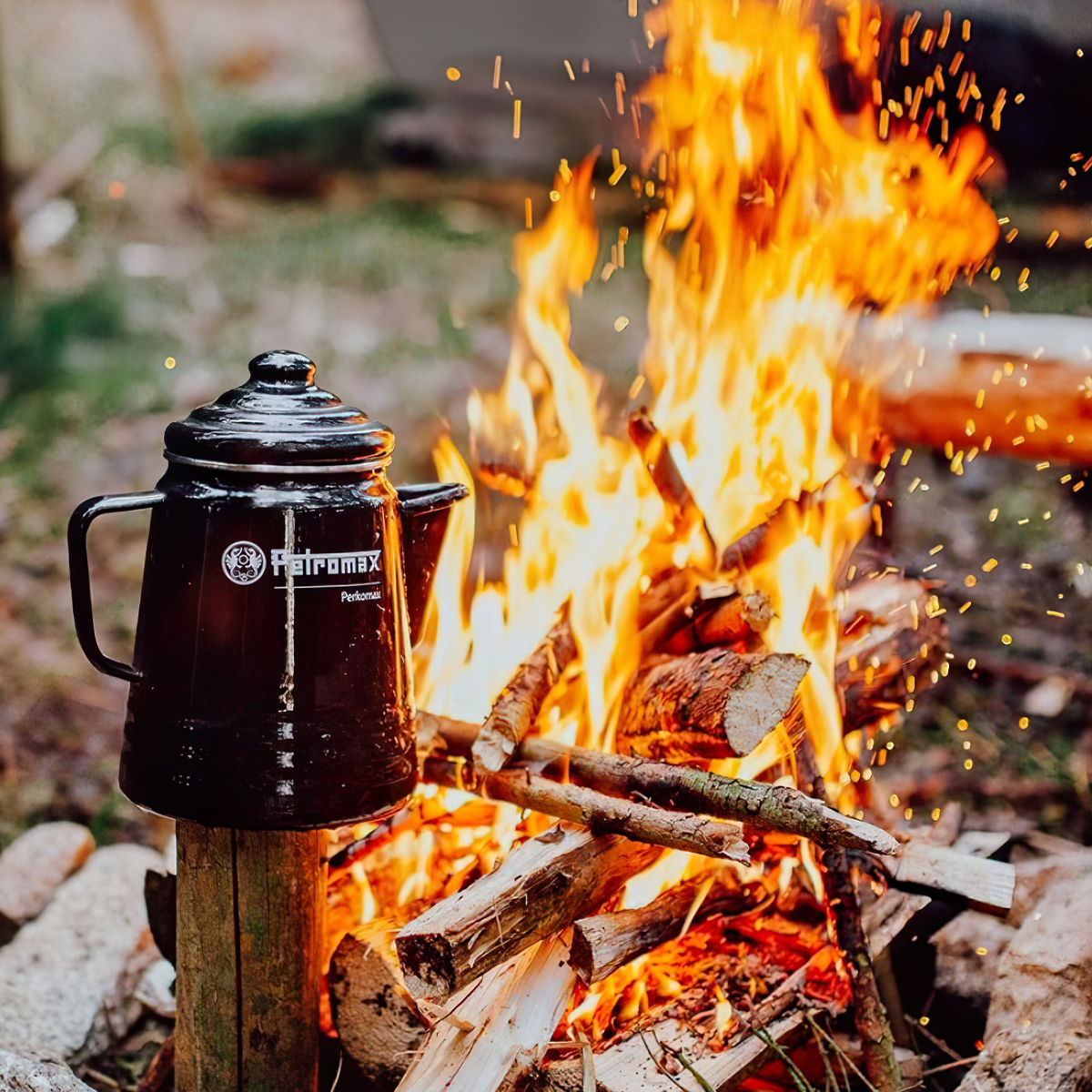 Petromax Percolator Perkomax Ấm Đun Trà Tráng Men (1.3 Lít)