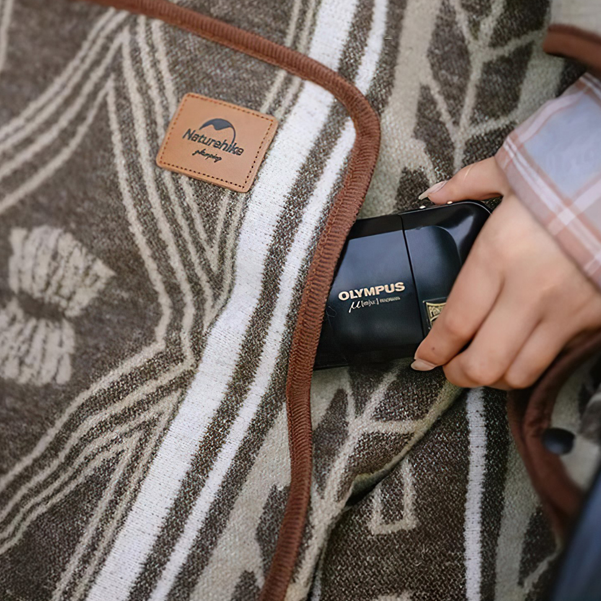 Naturehike NH21PS007 Áo Choàng Len Cắm Trại Đa Năng