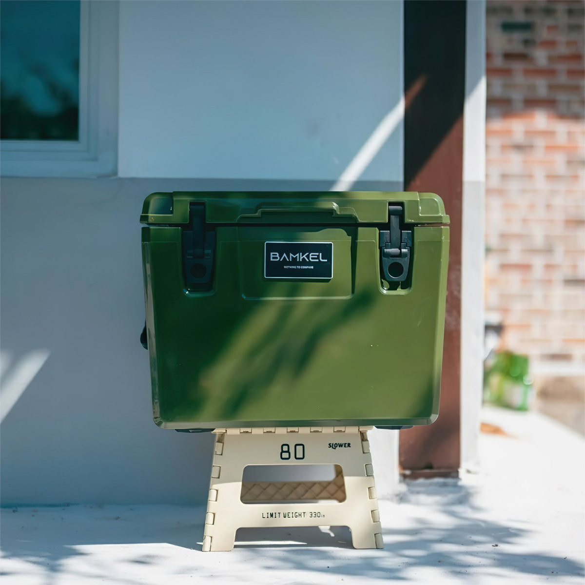 Bamkel Modern 32Qt Thùng Đá Cắm Trại