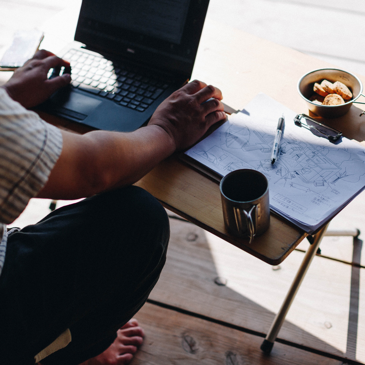 Bàn Cắm Trại Du Lịch Snowpeak One Action Low Table Bamboo