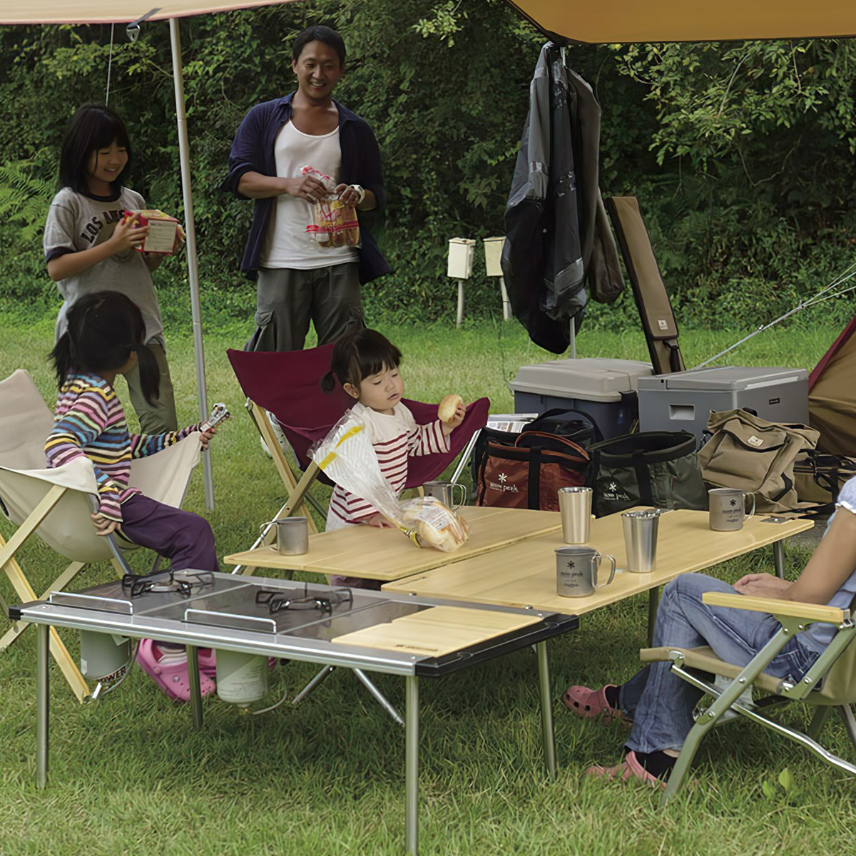 Bàn Cắm Trại Du Lịch Snowpeak One Action Low Table Bamboo