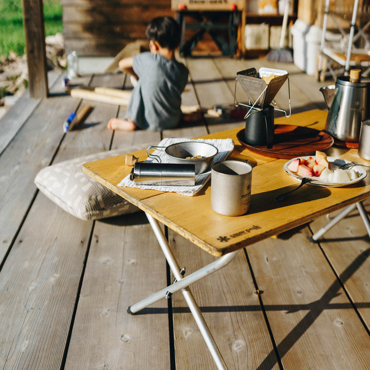 Bàn Cắm Trại Du Lịch Snowpeak One Action Low Table Bamboo