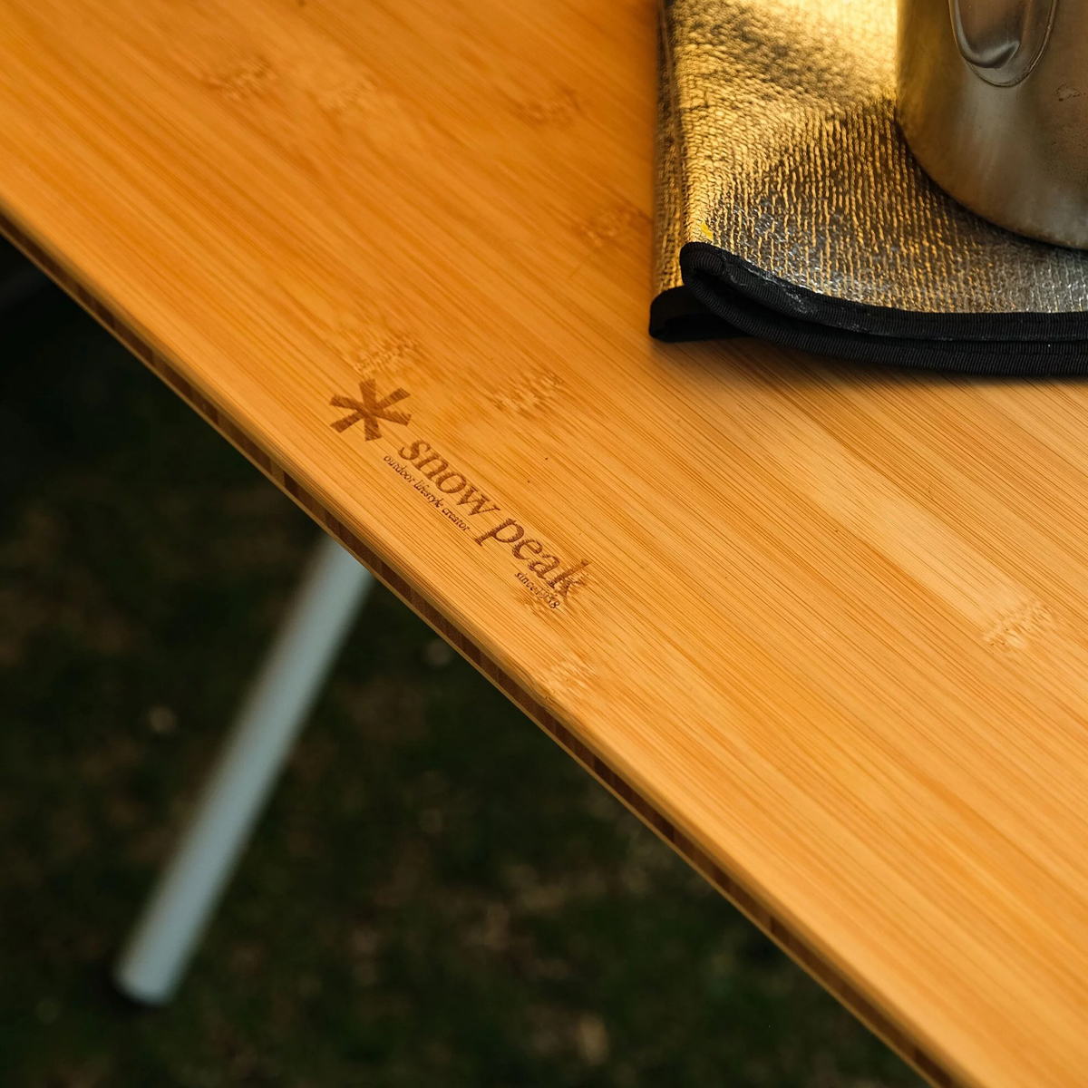 Bàn Cắm Trại Du Lịch Snowpeak One Action Table Long Bamboo