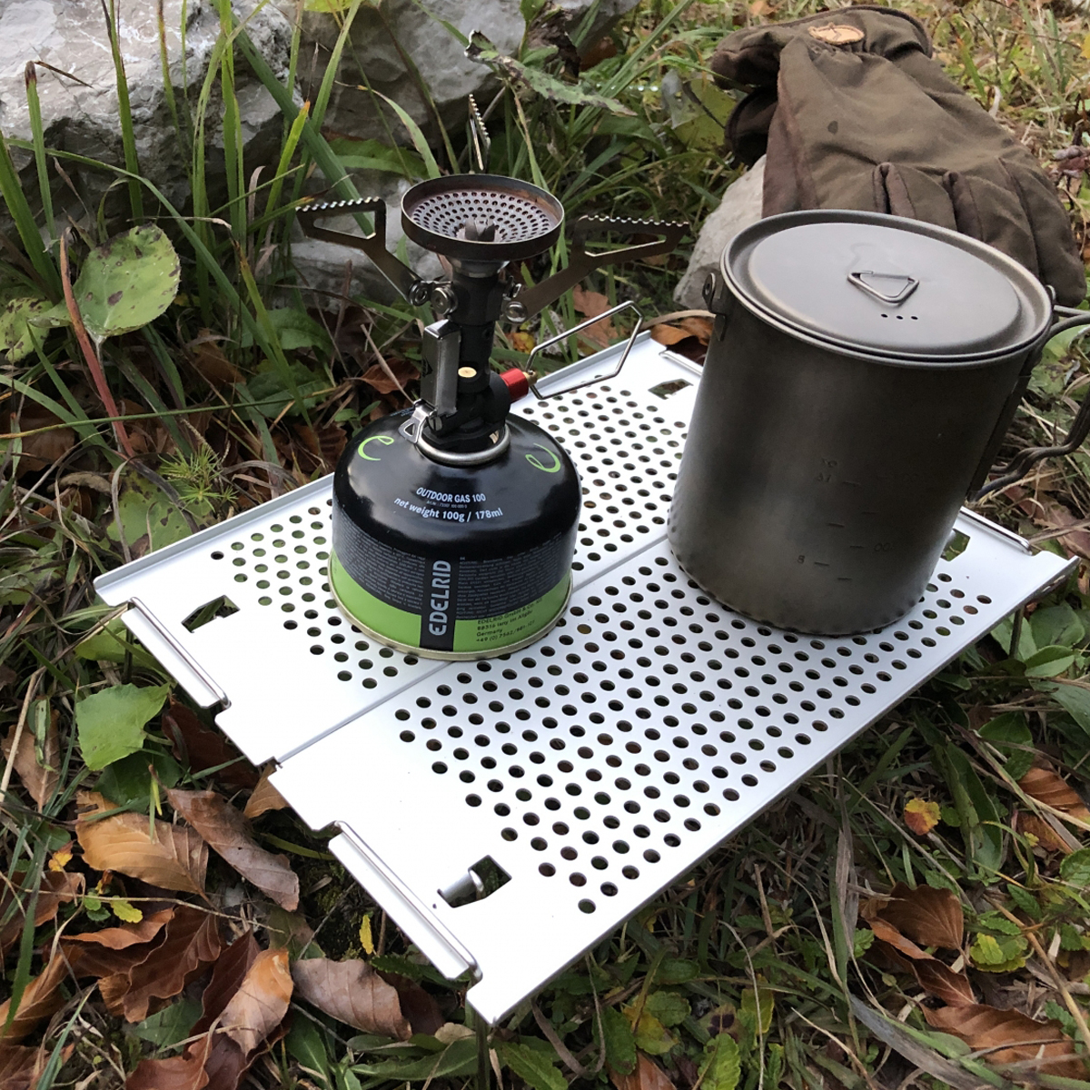 Snowpeak Ozen Solo Table Light Bàn Cắm Trại Du Lịch