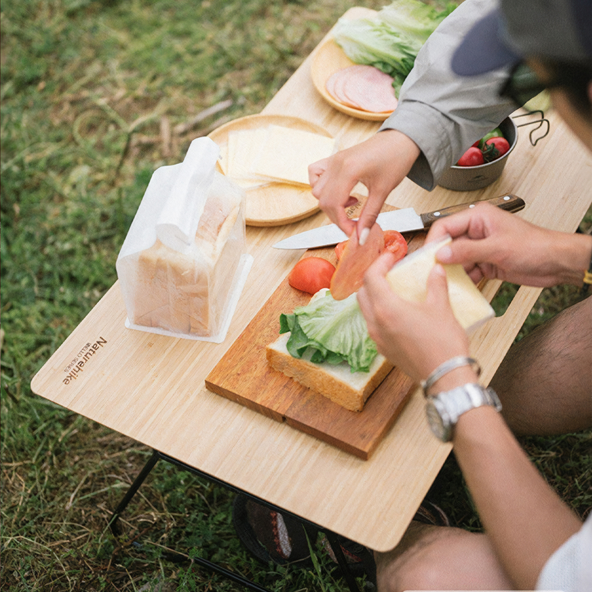 NatureHike NH22JU011 Bàn Cắm Trại Gấp Gọn Gỗ Tre Tiện Lợi