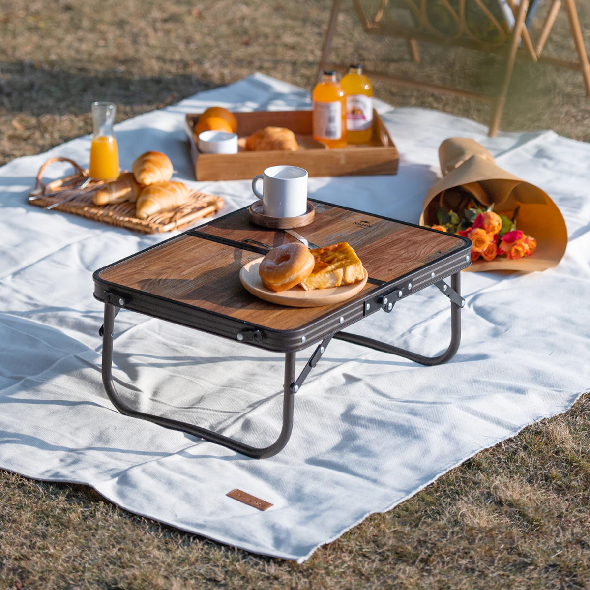 NatureHike NH20JJ028 Bàn Gỗ Ép Vintage Có Thể Điều Chỉnh Được Độ Cao