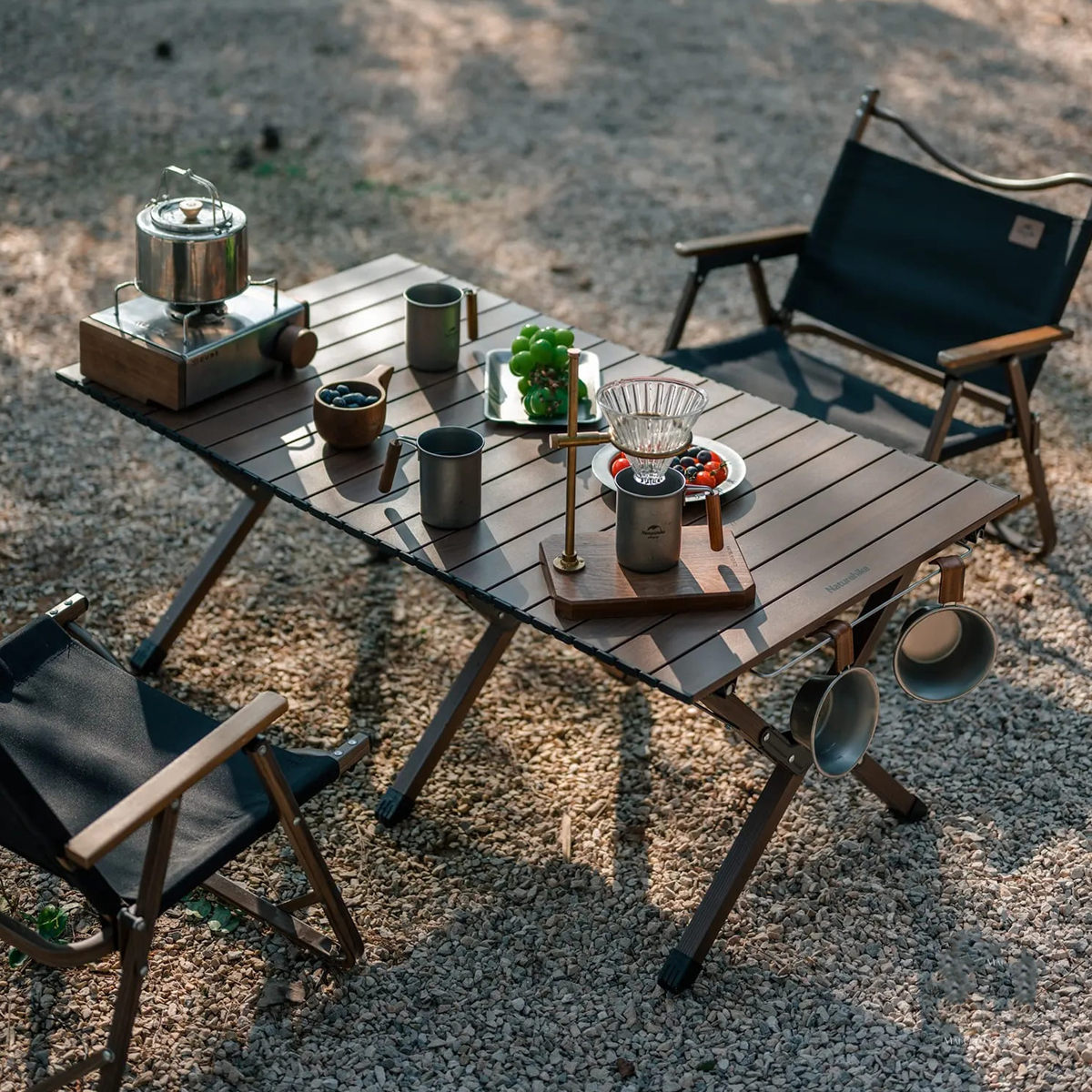 NatureHike CNK2300JJ019 Bàn Nhôm Cắm Trại Cuộn Trứng Loại Có Giá Treo