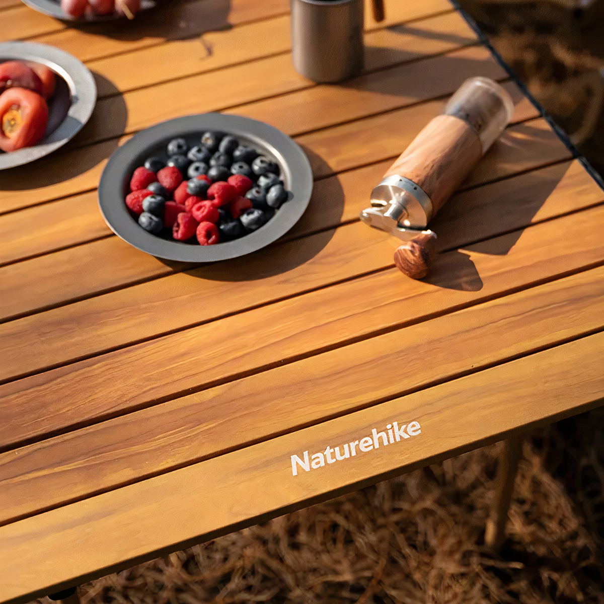 NatureHike Bàn Nhôm Cắm Trại Gấp Gọn Tiện Lợi