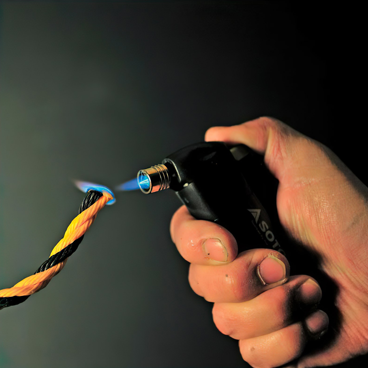 Bật Lửa Cắm Trại Du Lịch Soto Slide Gas Torch