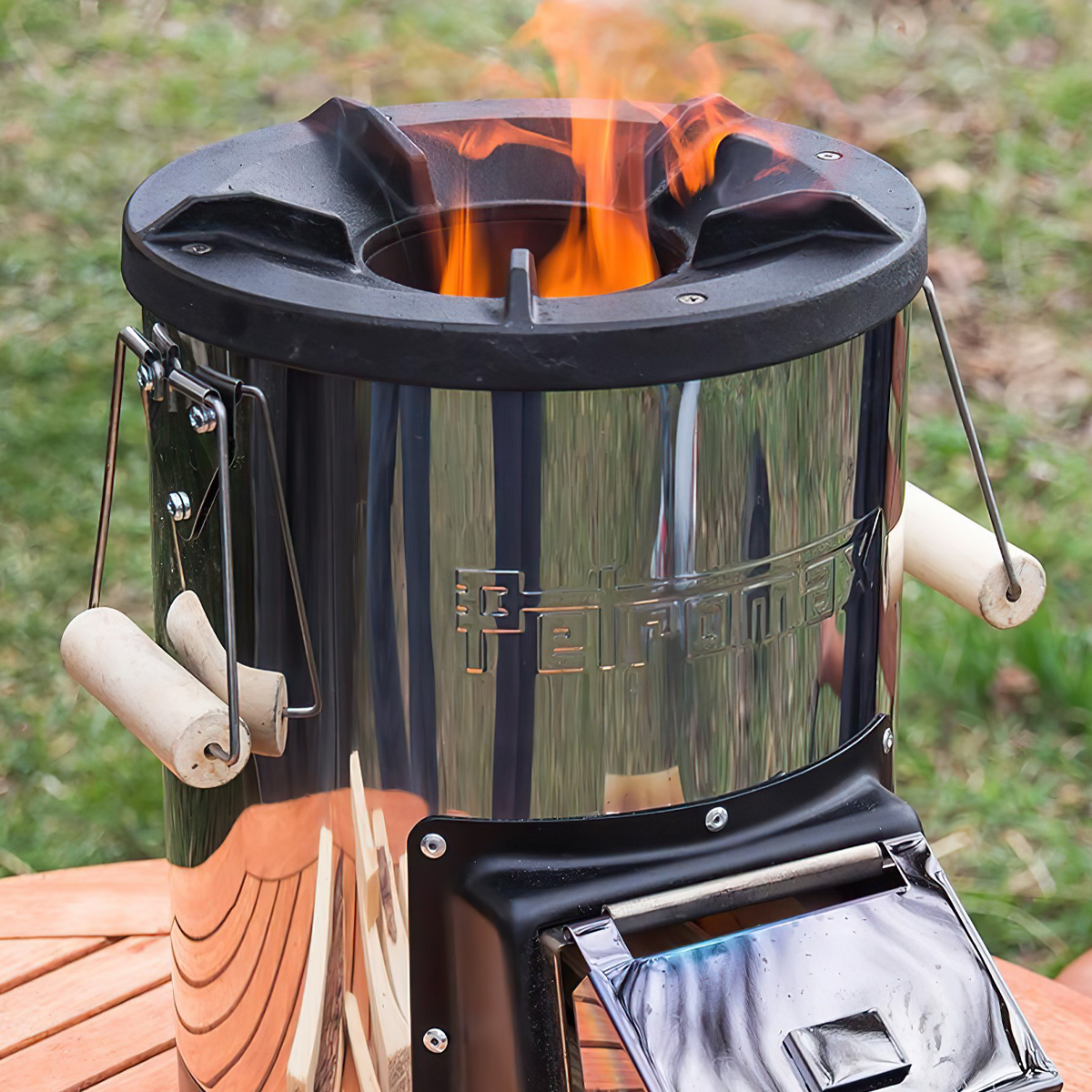 Petromax Rocket Stove RF33 Bếp Củi Cắm Trại