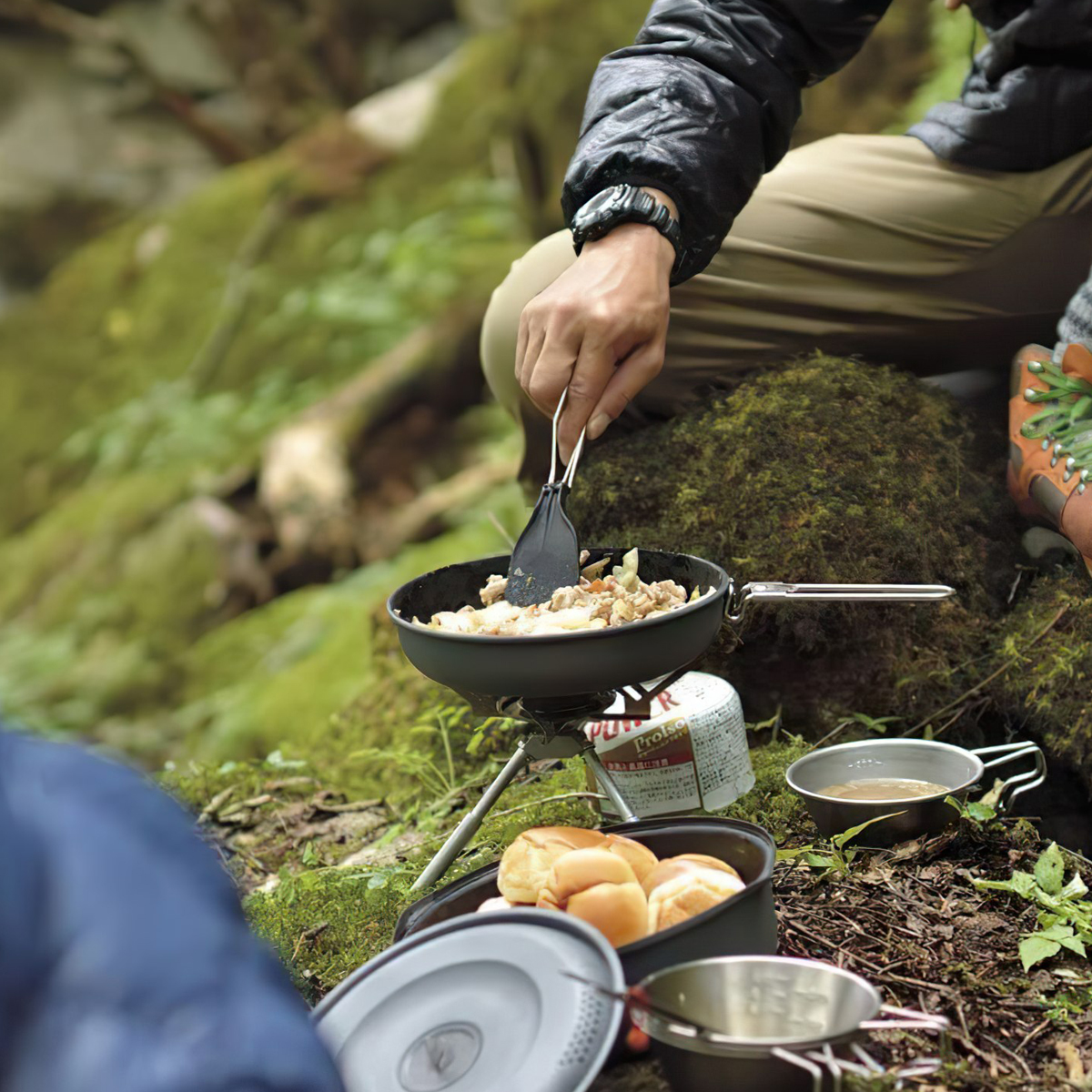 Bếp Gas Cắm Trại Du Lịch Snowpeak Yaen Stove Regy