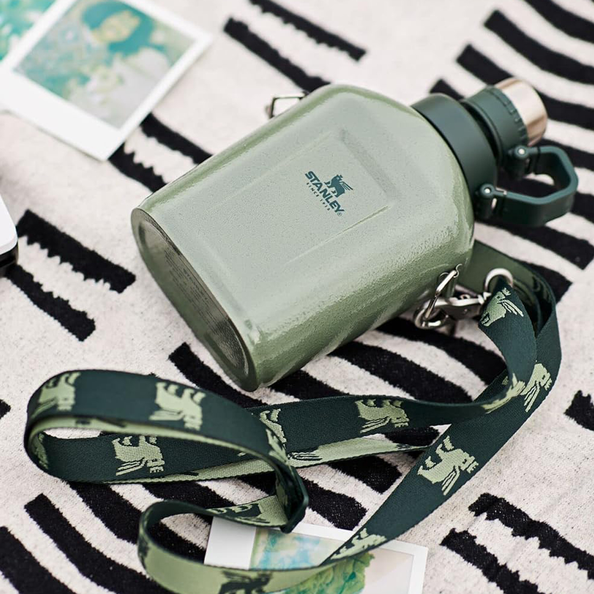 Stanley  Bi Đông Dã Chiến Cắm Trại Stanley The Legendary Classic – 1.1Qt