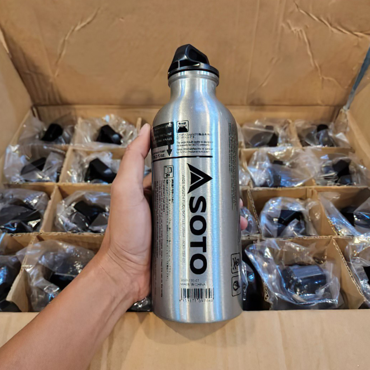 Bình Đựng Nhiên Liệu Cắm Trại Du Lịch Soto Fuel Bottle