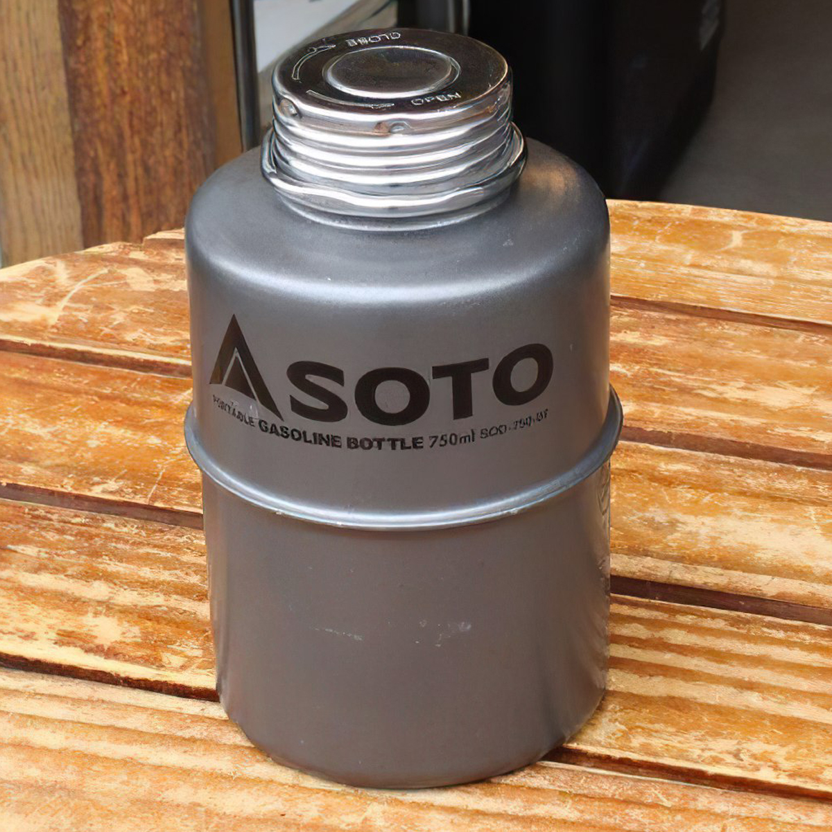 Bình Đựng Nhiên Liệu Cắm Trại Du Lịch Soto Portable Gasoline Bottle 750Ml