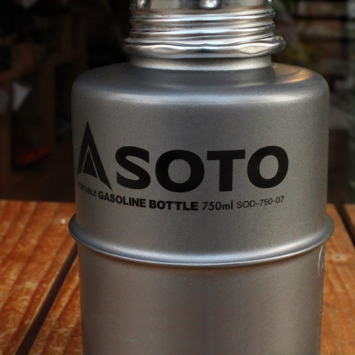 Bình Đựng Nhiên Liệu Cắm Trại Du Lịch Soto Portable Gasoline Bottle 750Ml