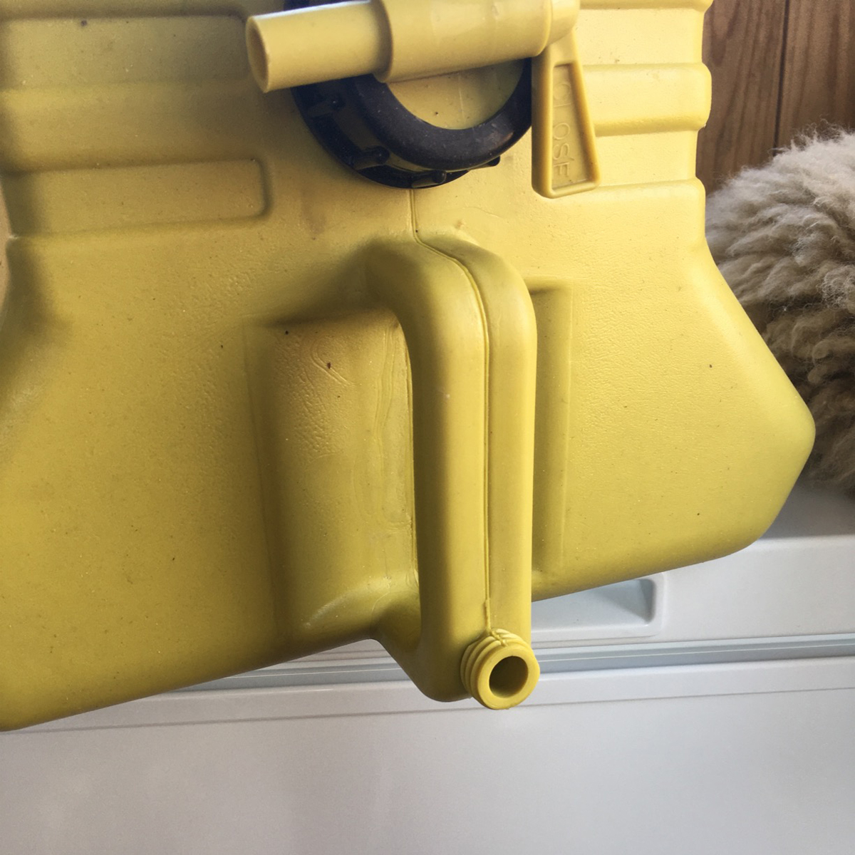 Bình Đựng Nước Cắm Trại Du Lịch Soto Water Jug 12L