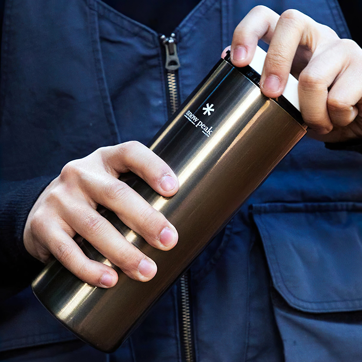 Bình Giữ Nhiệt Cắm Trại Du Lịch Snowpeak Kanpai Bottle 500Ml Dark Silver