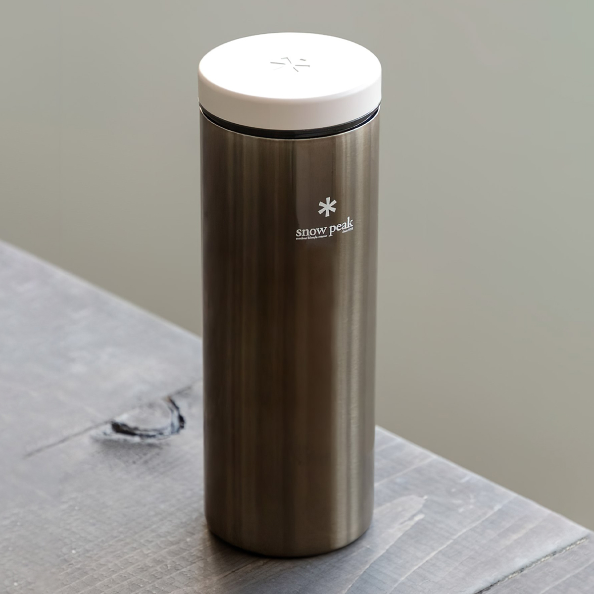 Bình Giữ Nhiệt Cắm Trại Du Lịch Snowpeak Kanpai Bottle 500Ml Dark Silver