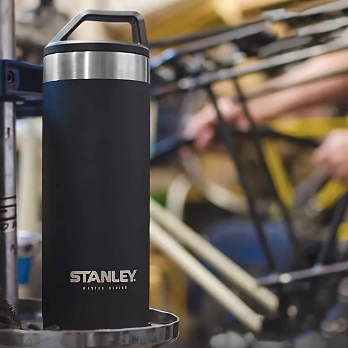 Bình Giữ Nhiệt Cắm Trại Stanley Master Unbreakable Packable 530Ml