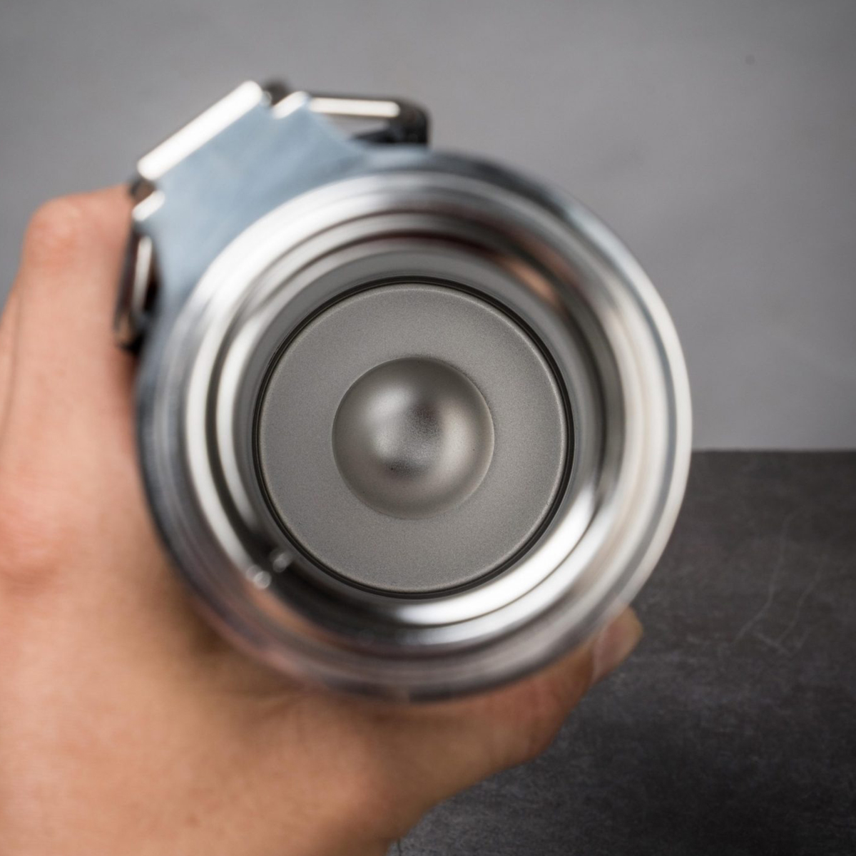 Bình Giữ Nhiệt Cắm Trại Stanley Master Unbreakable Water Bottle 650ml