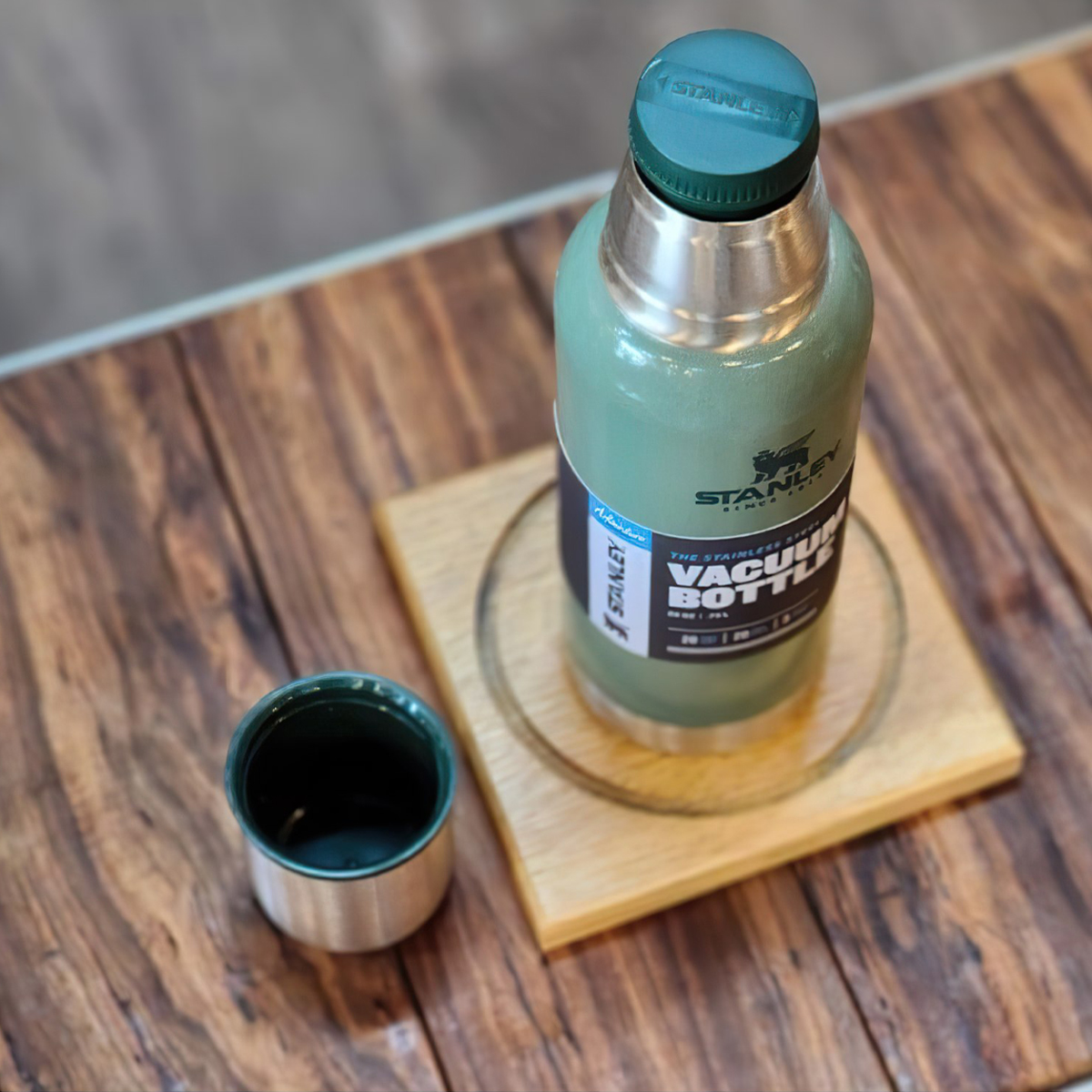 Bình Giữ Nhiệt Cắm Trại Stanley The Legendary Classic Personal 730ml