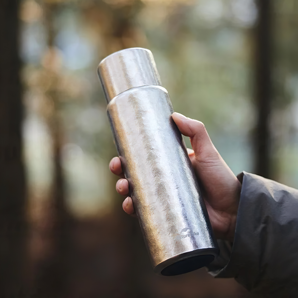 Naturehike Bình Giữ Nhiệt Cắm Trại Titanium (Kèm Bao Da) CNK230CF012