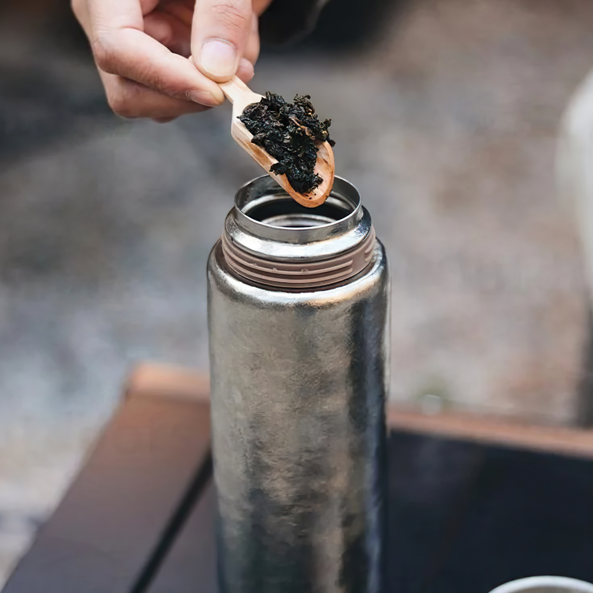 Naturehike Bình Giữ Nhiệt Cắm Trại Titanium (Kèm Bao Da) CNK230CF012