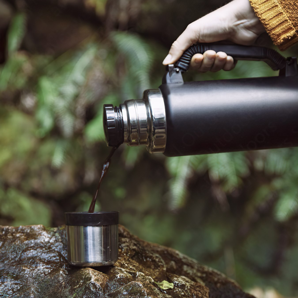 Naturehike Bình Giữ Nhiệt Lưỡng Tính Cắm Trại ( outdoor Vacuum Insulated Bottle with handle Q-9H )