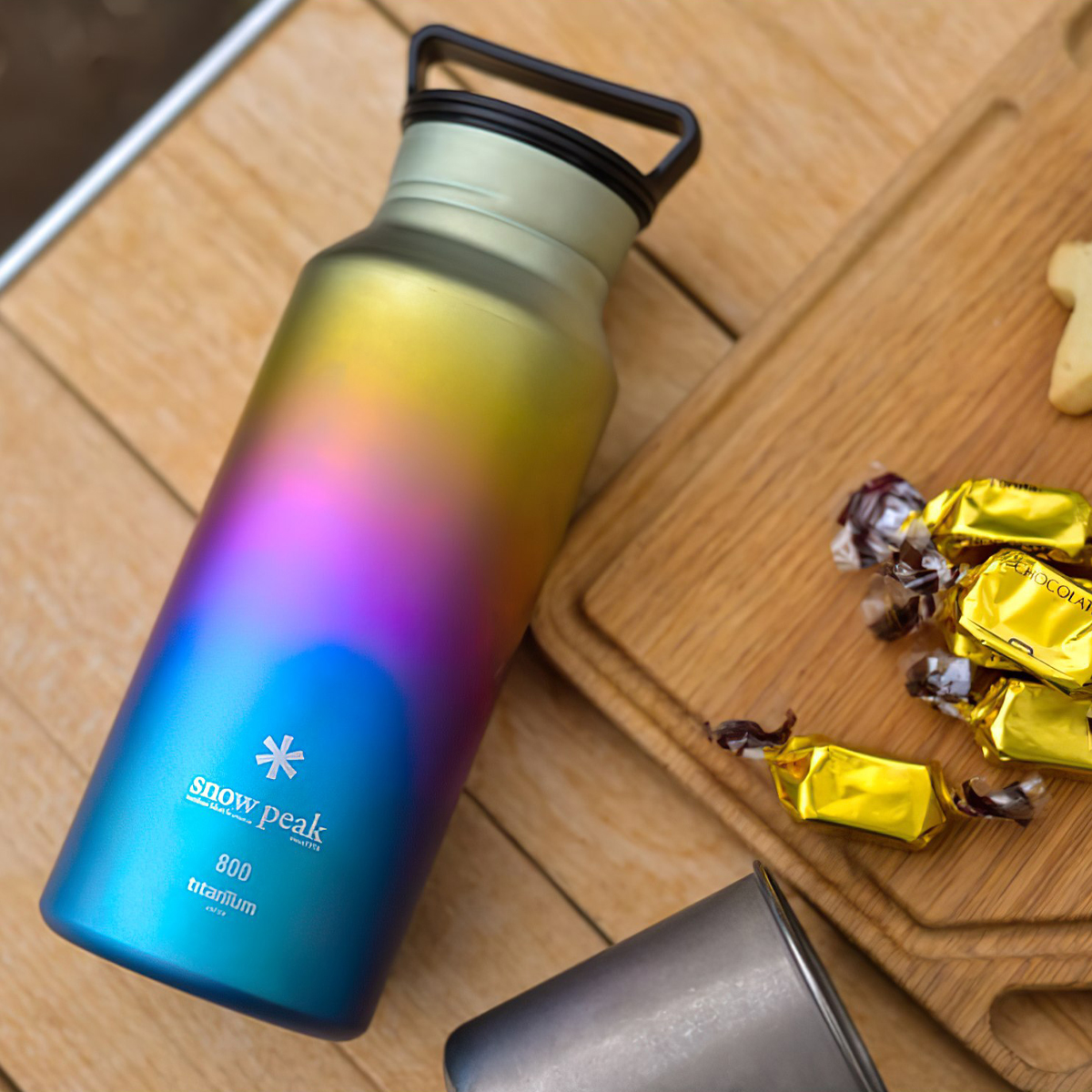 Bình Nước Cắm Trại Du Lịch Snowpeak Titanium Aurora Bottle