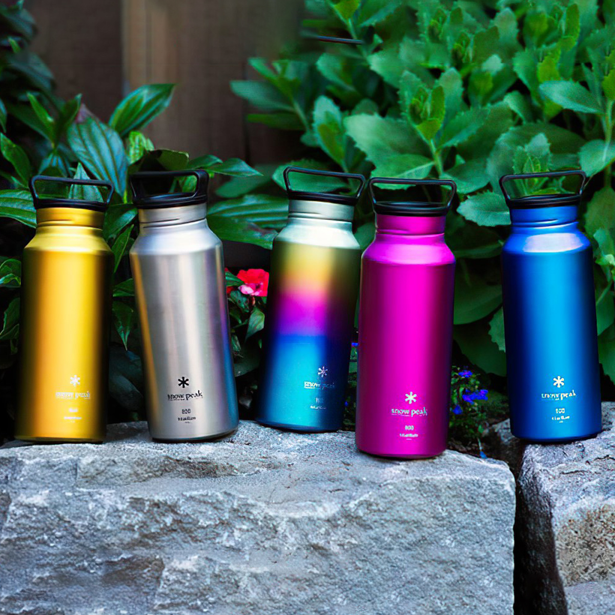 Bình Nước Cắm Trại Du Lịch Snowpeak Titanium Aurora Bottle