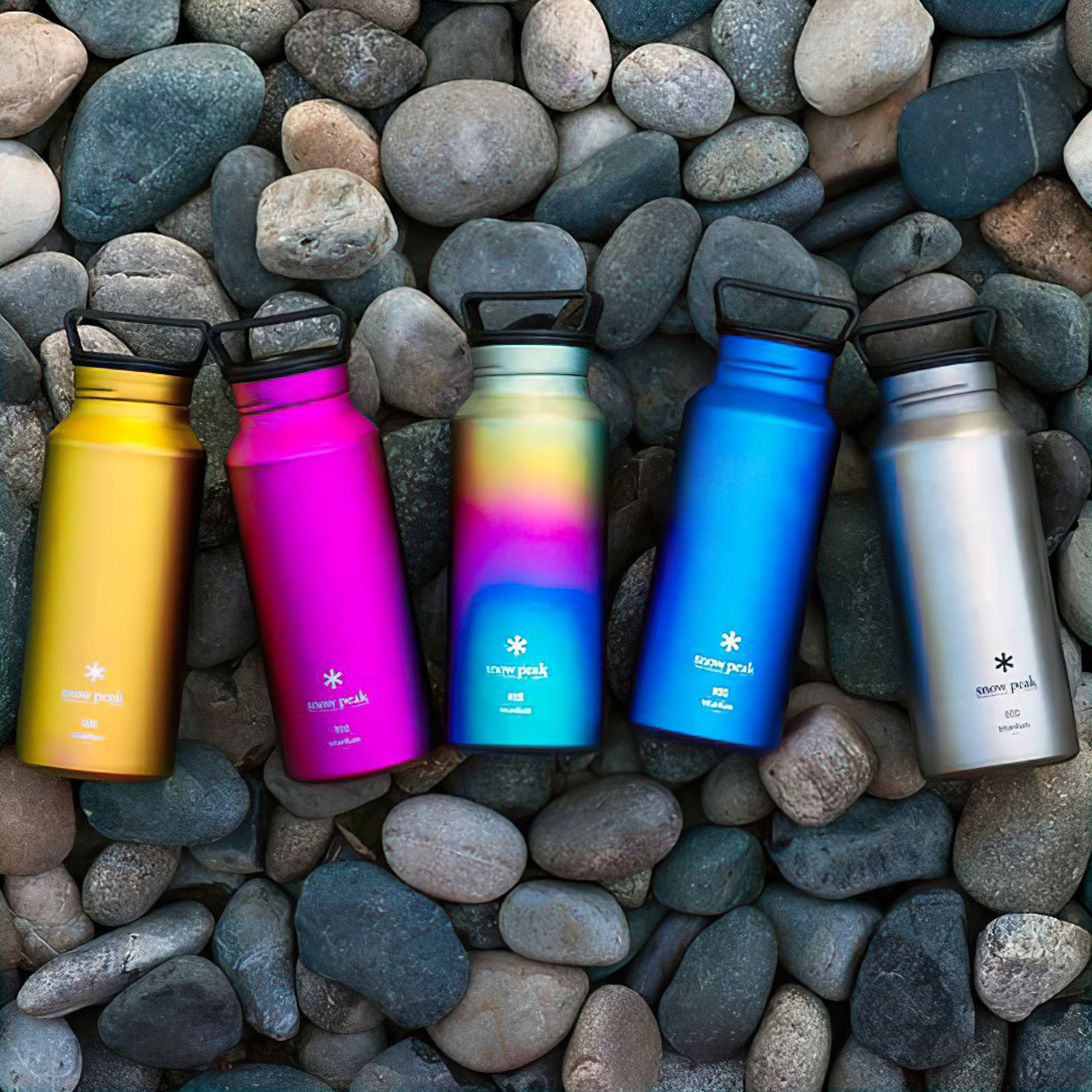 Bình Nước Cắm Trại Du Lịch Snowpeak Titanium Aurora Bottle