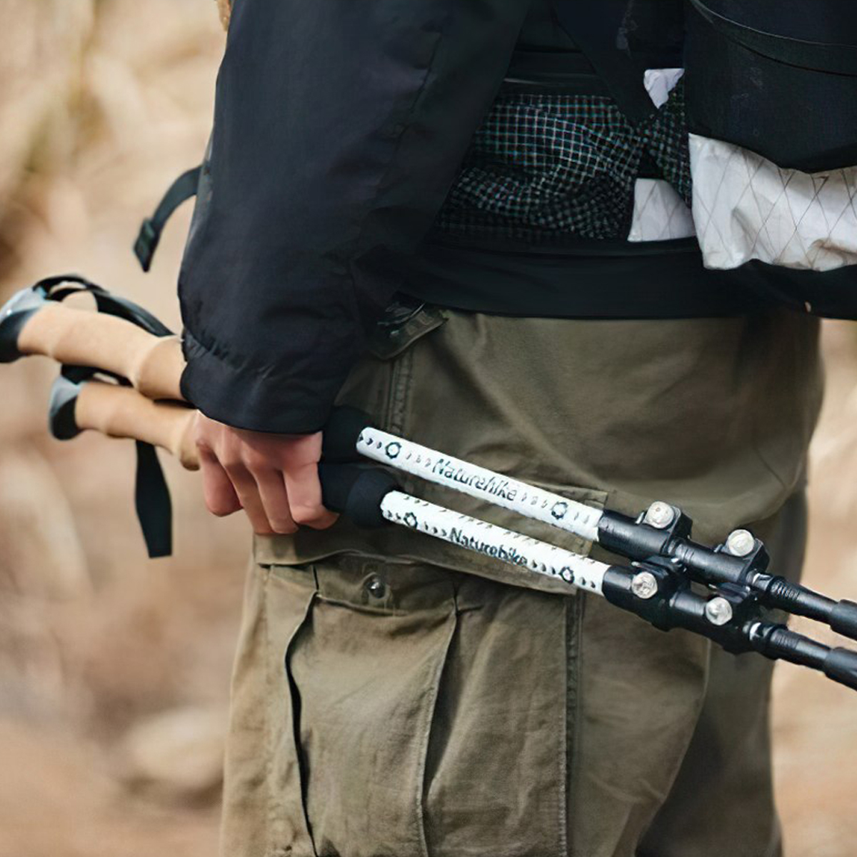 Bộ 2 Gậy Leo Núi Rút Gọn Nhôm 7075 Naturehike