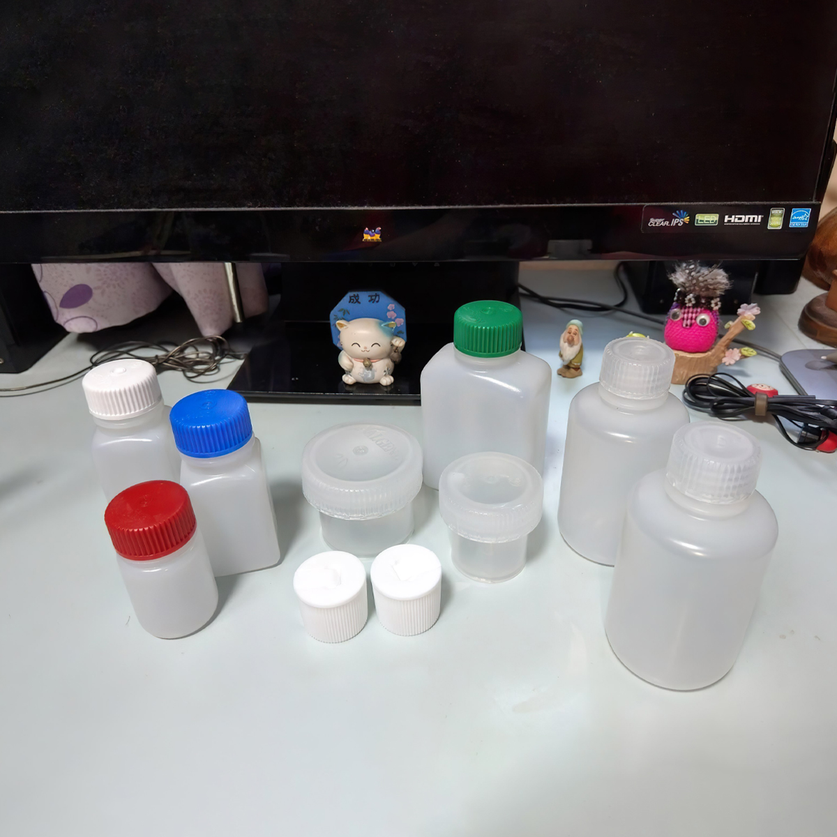 Nalgene Bộ Chai Lọ Cắm Trại Medium Travel Kit