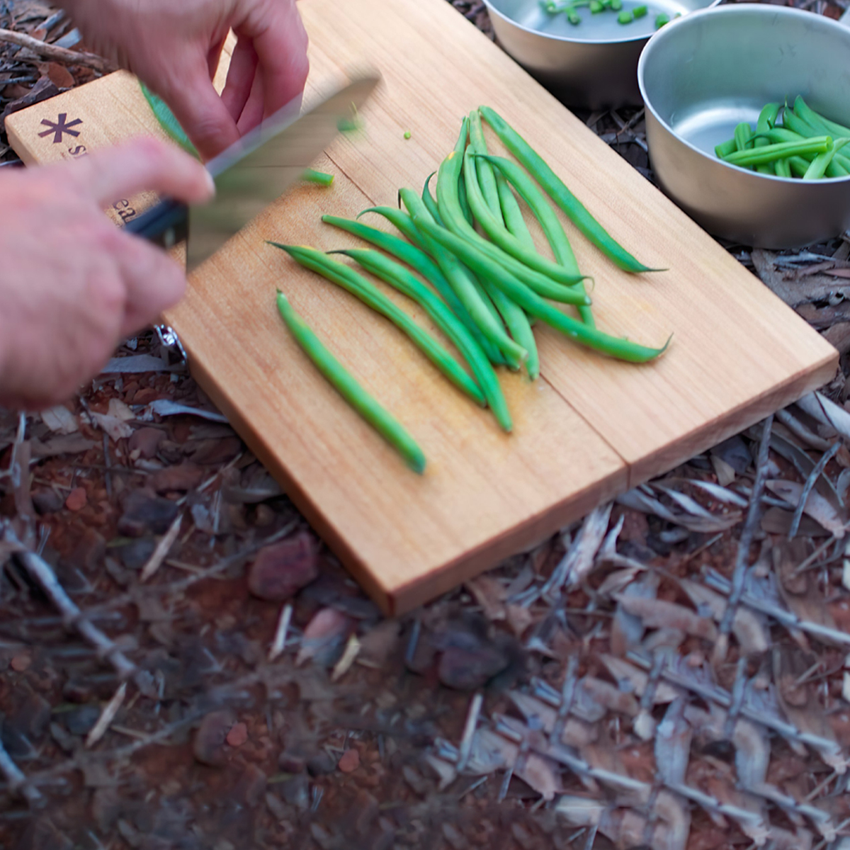 Bộ Dao Thớt Cắm Trại Du Lịch Snowpeak Chopping Board Set L