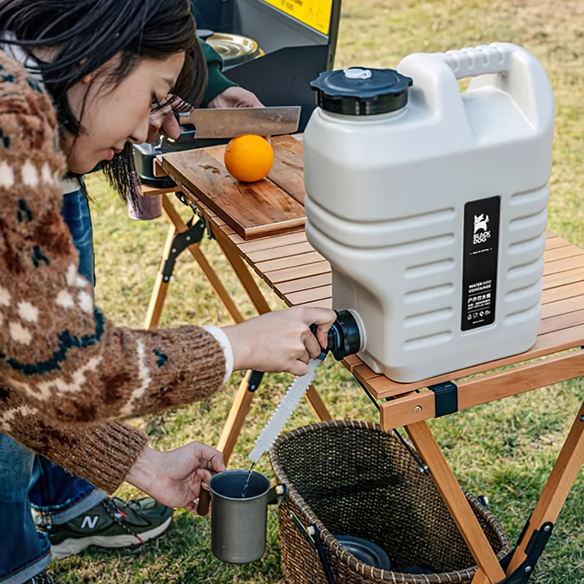 Can Đựng Nước Cắm Traị Du Lịch Có Vòi 12L Blackdog Pe Water Bucket