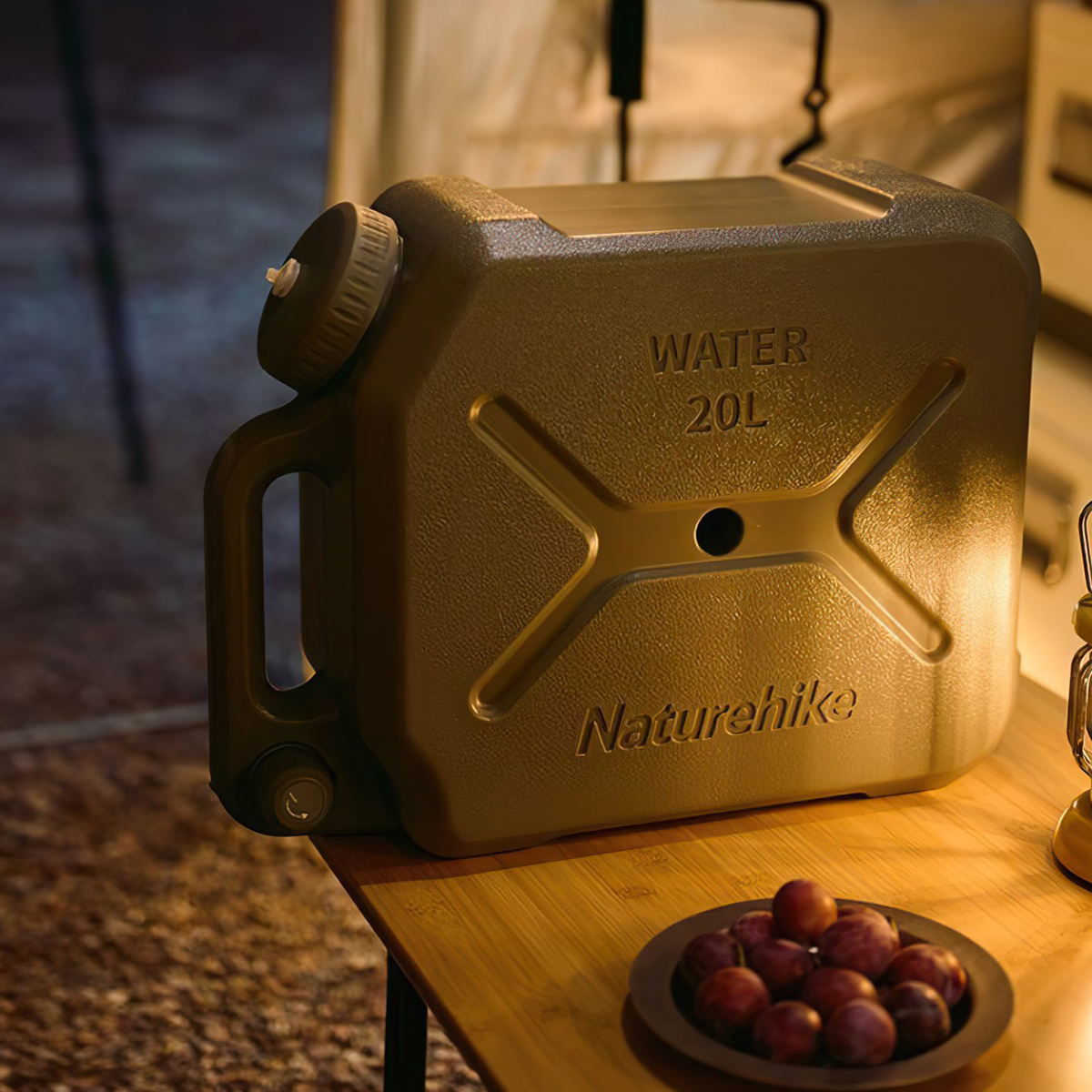 Can Nhựa Mang Nước Đi Cắm Trại Naturehike