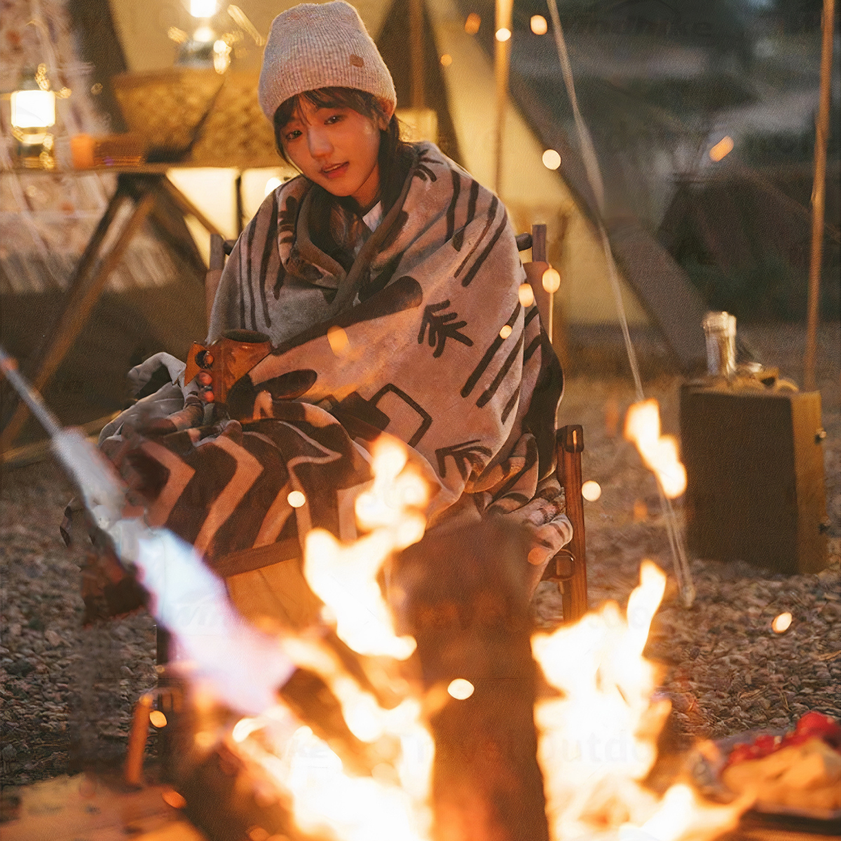 NatureHike CNH22JU017 Chăn chống cháy cắm trại dã ngoại