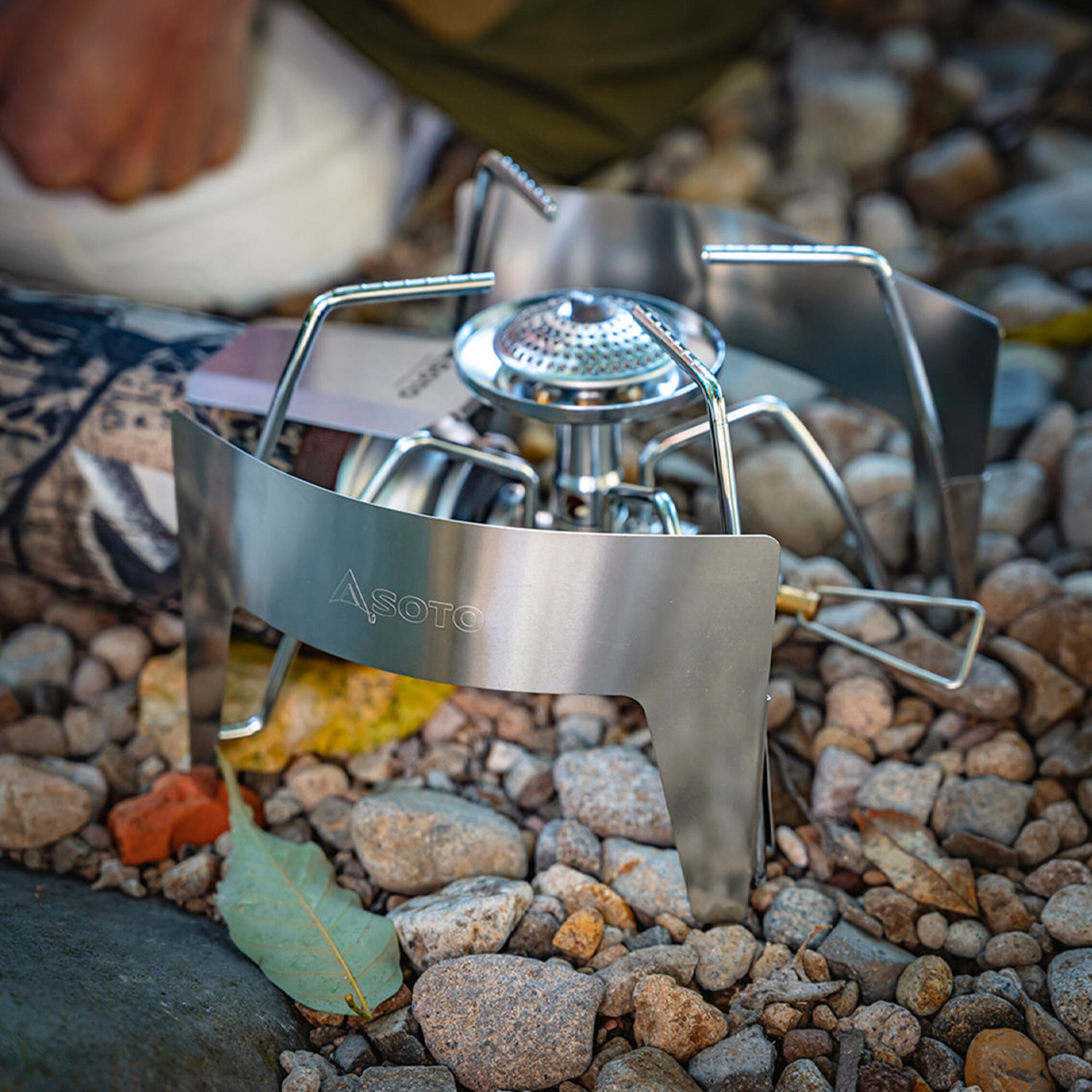 Chắn Gió Bếp Gas Cắm Trại Du Lịch Soto Regulator