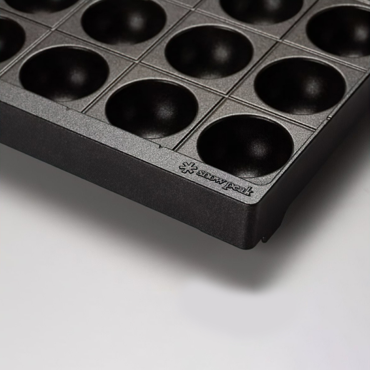 Chảo Làm Bánh Cắm Trại Du Lịch Snowpeak Seppou-En Tako-Yaki Plate