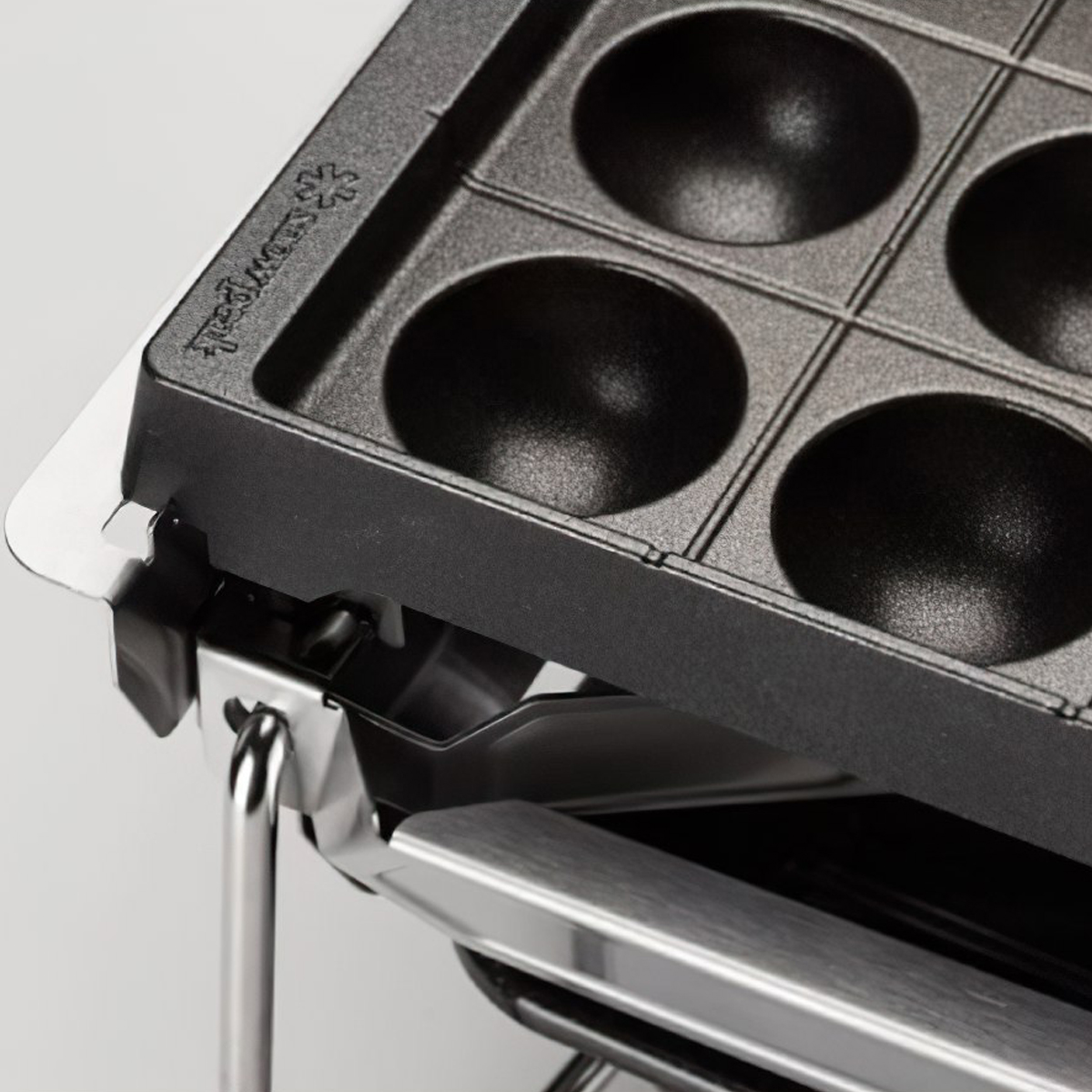 Chảo Làm Bánh Cắm Trại Du Lịch Snowpeak Seppou-En Tako-Yaki Plate