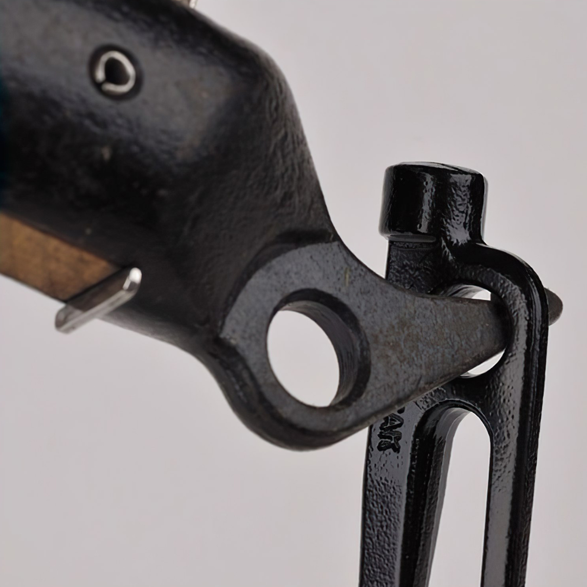 Cọc Lều Cắm Trại Du Lịch Snowpeak Solid Stake 40cm