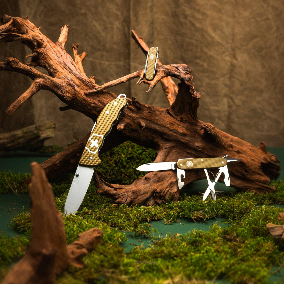 Dao Xếp Cắm Trại Đa Năng Victorinox Pioneer X Alox Limited Edition 2024