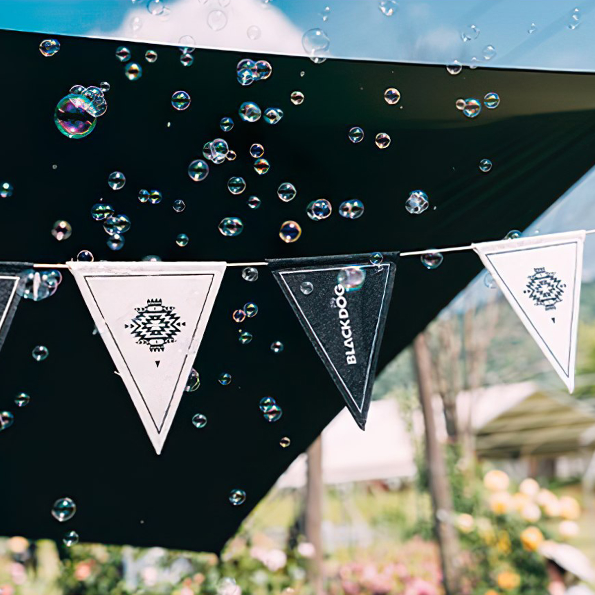 Dây Cờ Hiệu Trang Trí Lều Trại Du Lịch – Sự Kiện Blackdog Camping Atmosphere Flags