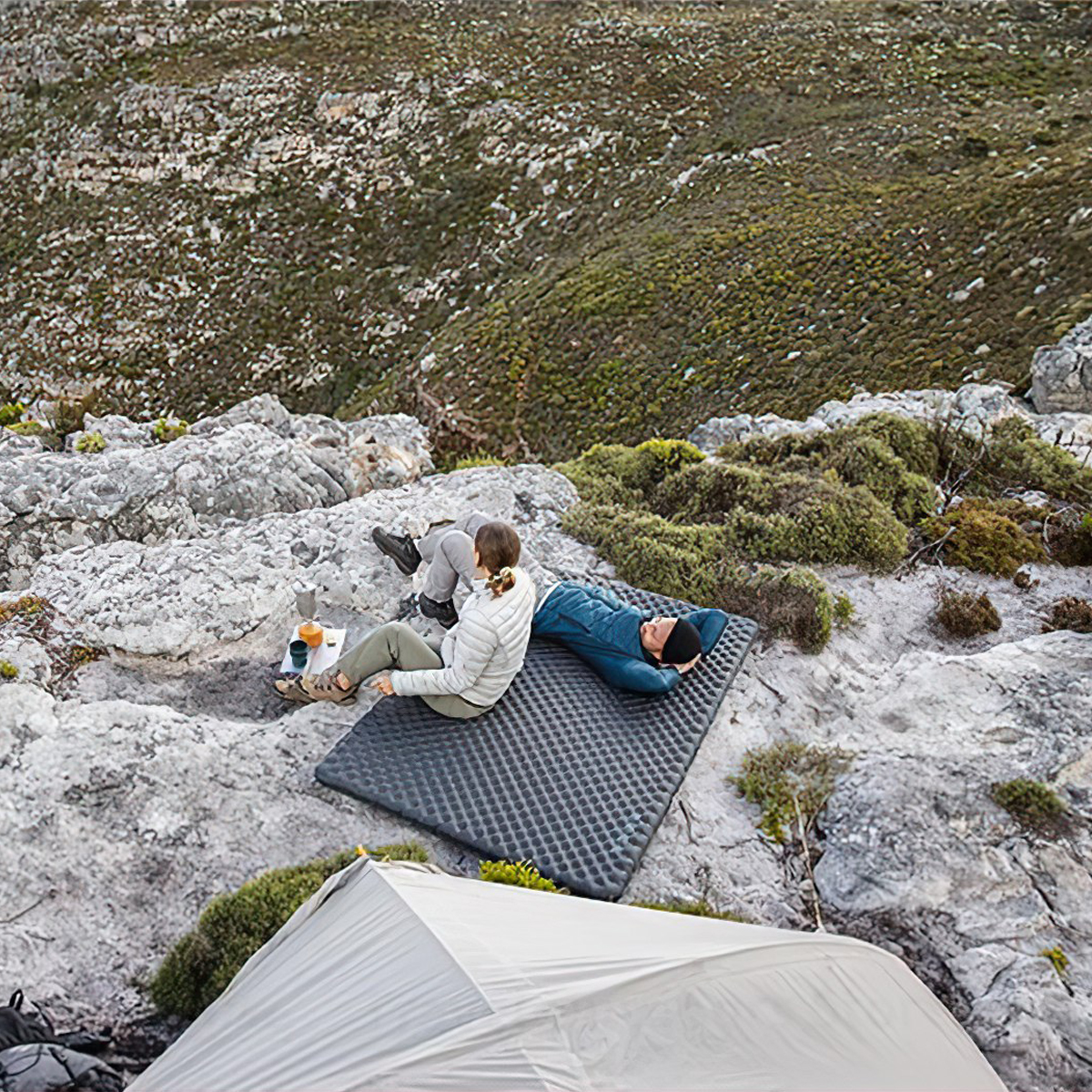 Naturehike CNH22DZ018 Đệm Ngủ Siêu Nhẹ R3.5 Ultra Light Sleeping Pad