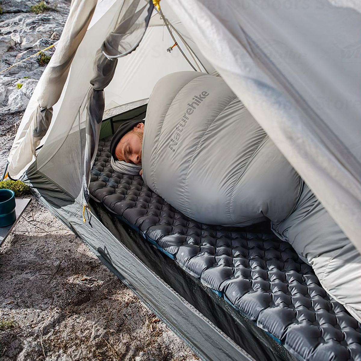 Naturehike CNH22DZ018 Đệm Ngủ Siêu Nhẹ R3.5 Ultra Light Sleeping Pad