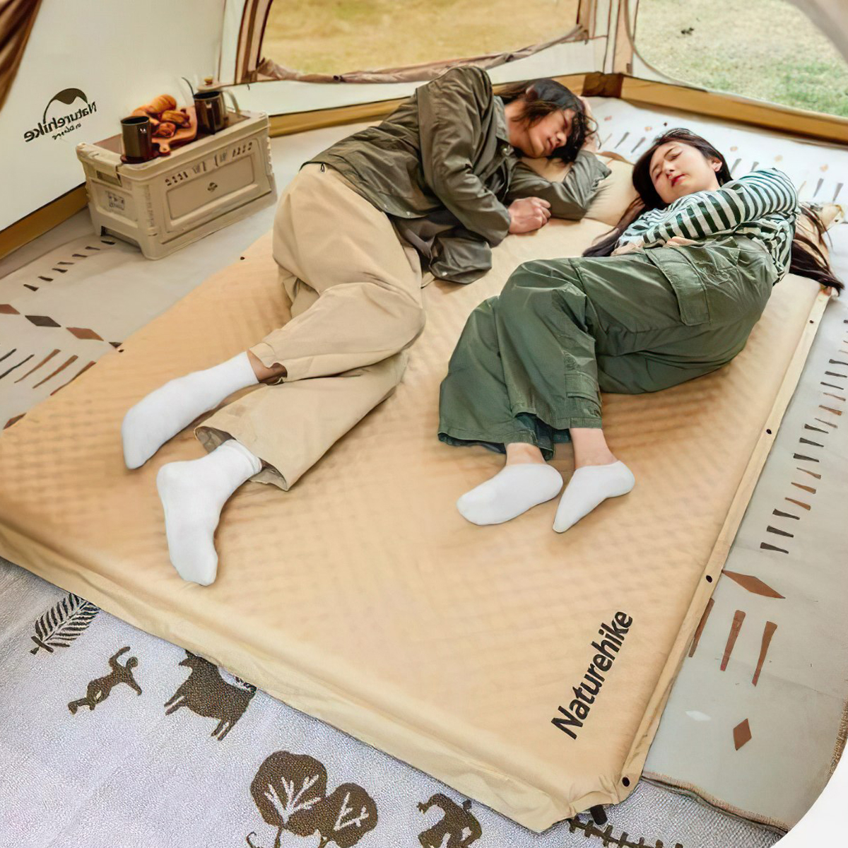 Naturehike CNK2300DZ014 Đệm Tự Bơm Hơi Kèm Gối Cắm Trại D01